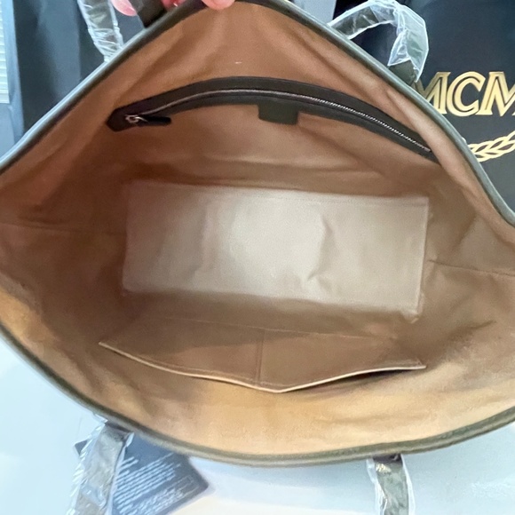 MCM  SEA TURTLE GREEN VISETOS CLASSIC TOTE BAG - Picture 5 of 16